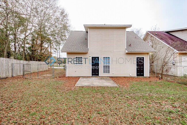 Building Photo - NOW OFFERING $250 OFF FIRST FULL MONTH IF ...