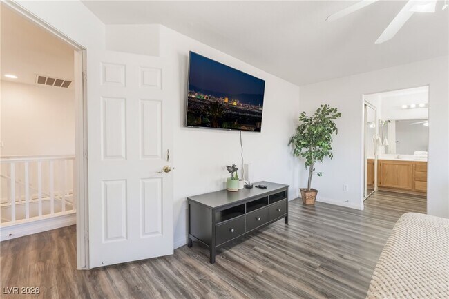 Building Photo - 8179 Palace Monaco Ave