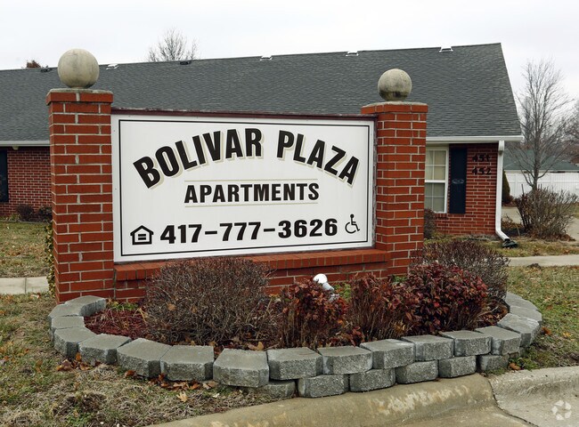 Building Photo - Bolivar Plaza Apartments