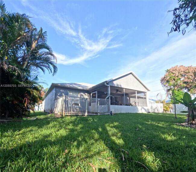 Building Photo - 1834 SW Gemini Ln
