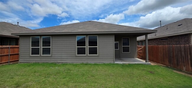 Building Photo - 9021 Eagles Landing Dr