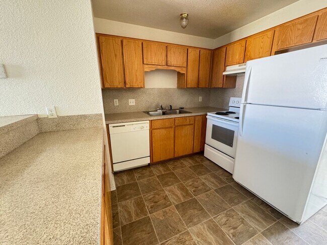 Building Photo - 4303 Deek Dr