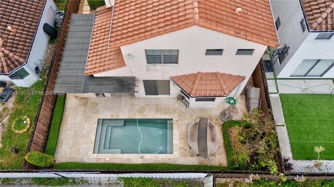 Building Photo - 1016 NW 99th Passage