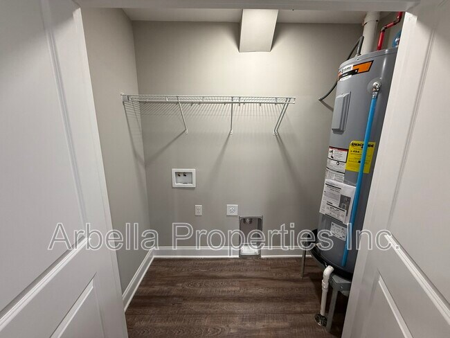 Building Photo - 127 Adams and Corby Rd