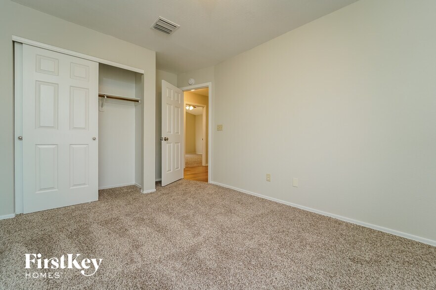 Building Photo - 3017 W Sun Ranch Trail