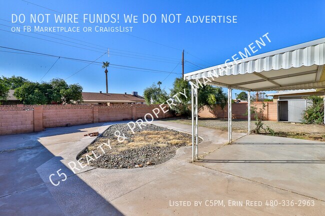 Building Photo - 3929 W El Caminito Dr