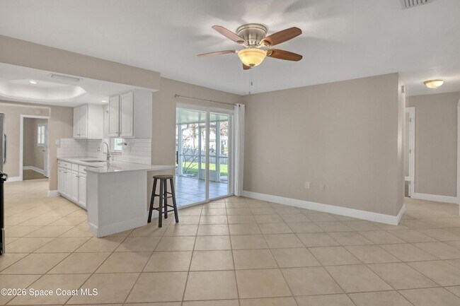 Building Photo - 410 Sparrow Dr