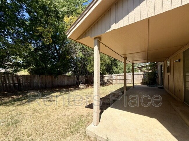 Building Photo - 7148 S Canton Ave