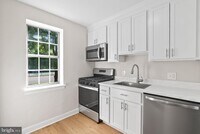 Building Photo - 6617 E Wakefield Dr