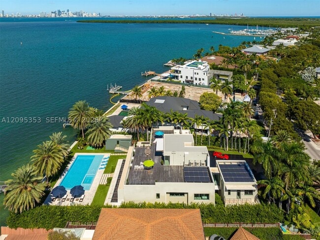 Building Photo - 360 Harbor Dr