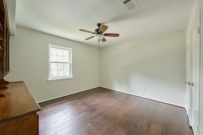 Building Photo - 12402 Stafford Springs Dr