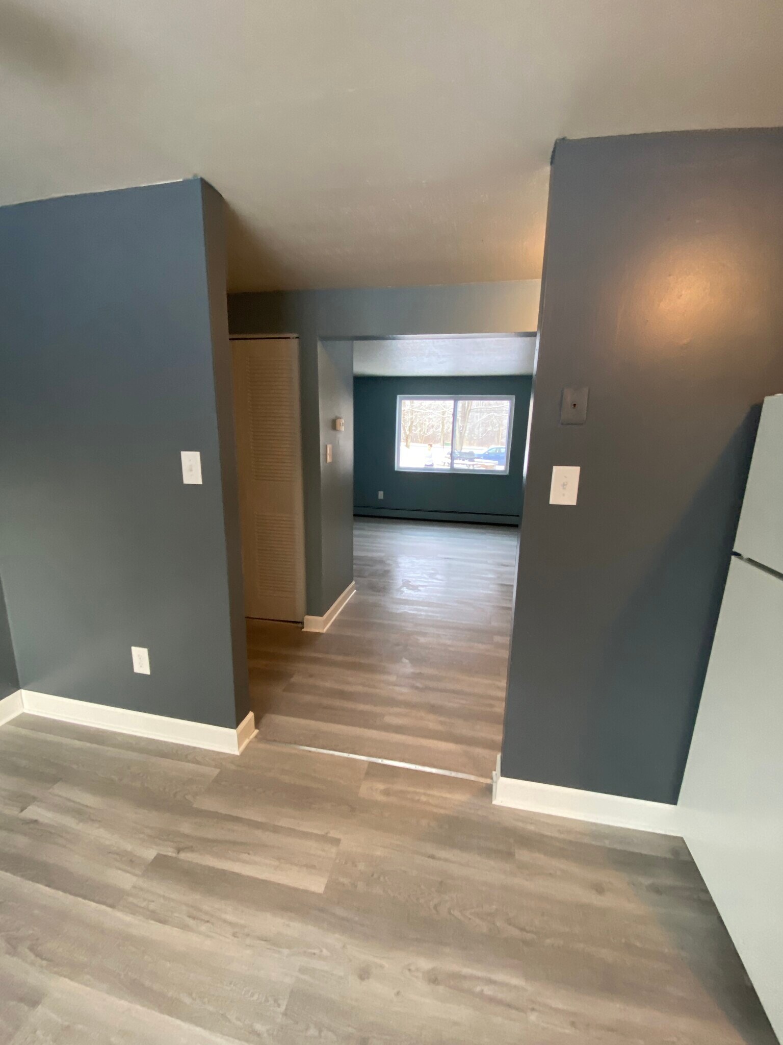 Building Photo - 2278 Grandview Rd