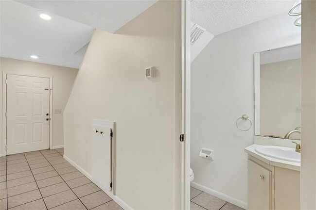Building Photo - 4205 Old Rd 37
