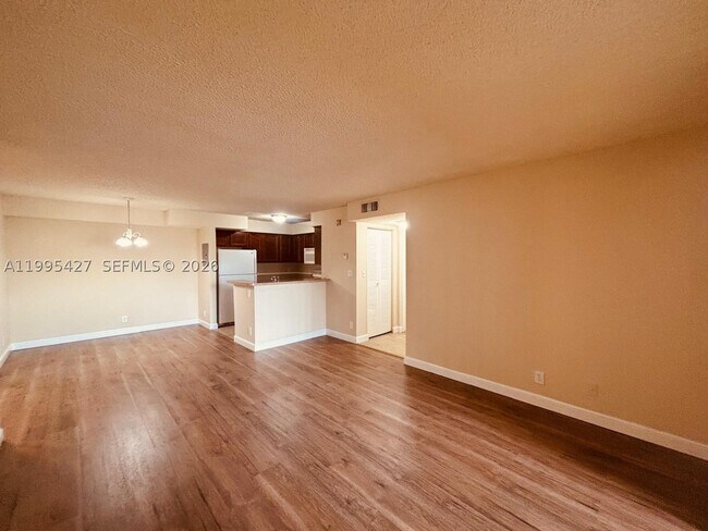 Building Photo - 7630 Westwood Dr