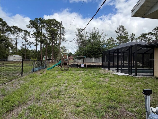 Building Photo - 6972 Crock Ave