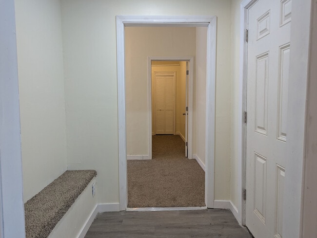 Building Photo - 24 Harvey St