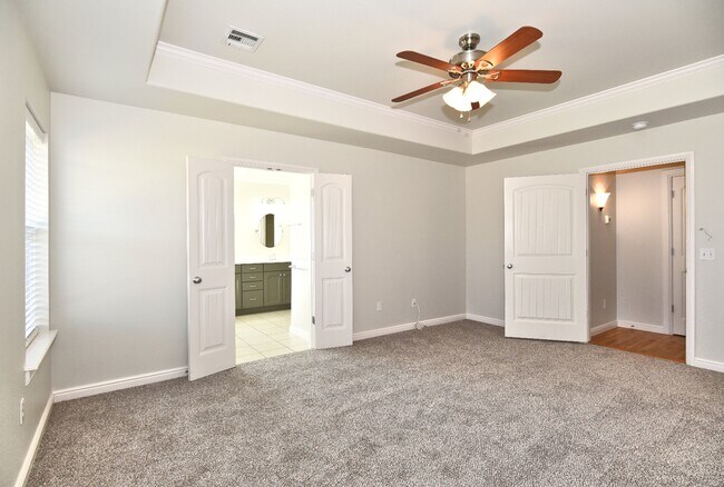 Building Photo - 18509 E 46th St