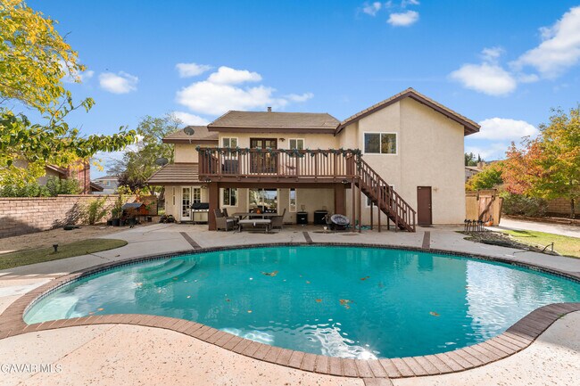 Building Photo - 5641 Hickory St