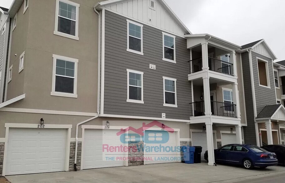 Building Photo - 13084 S Tortola Dr
