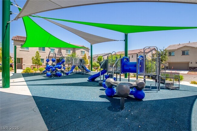 Building Photo - 825 Star Estates Ave