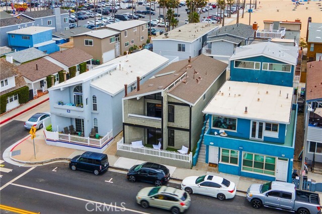 Building Photo - 421 E Balboa Blvd