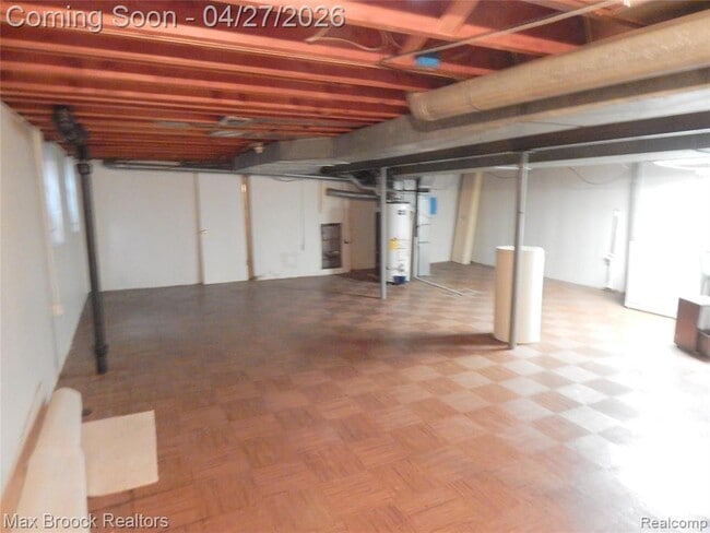 Building Photo - 116 E Hickory Grove Rd