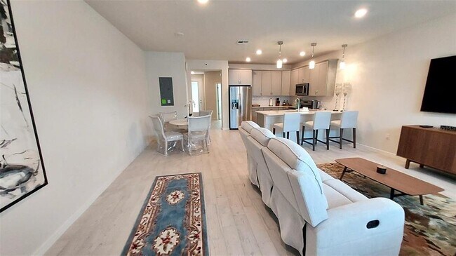 Building Photo - 14169 Lanikai Beach Dr