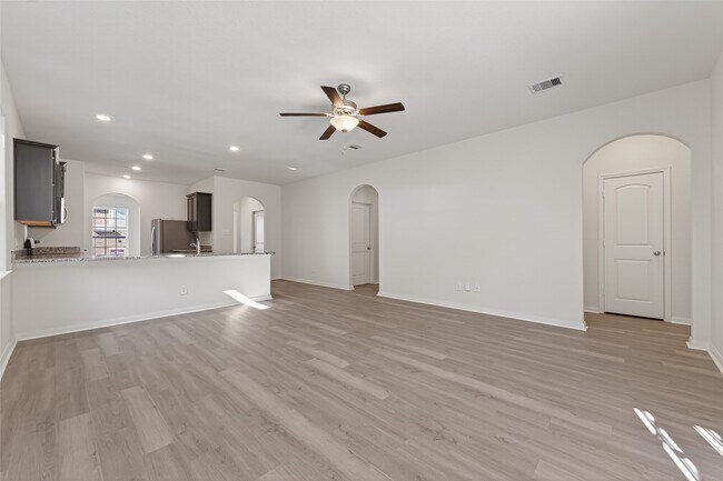 Building Photo - 10623 Lost aples Dr