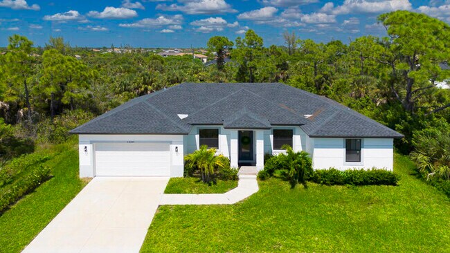 Building Photo - 15245 Brainbridge Cir