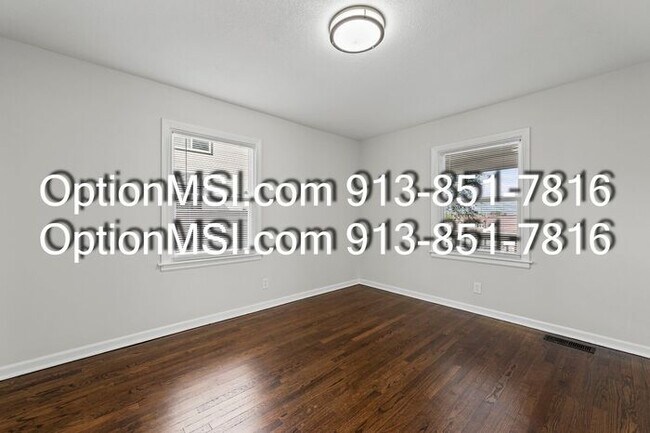 Building Photo - Newly Remodeled 3-Bedroom Home in Kansas C...