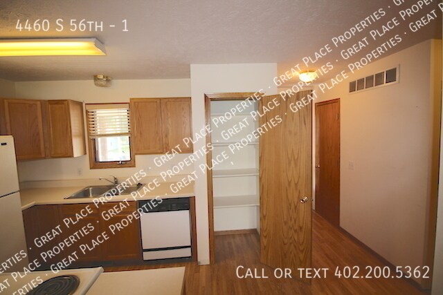Building Photo - 4460 S 56th St