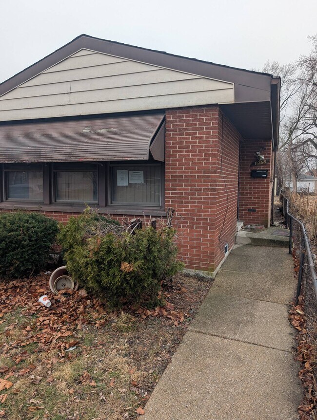 Building Photo - 11268 S Bishop St