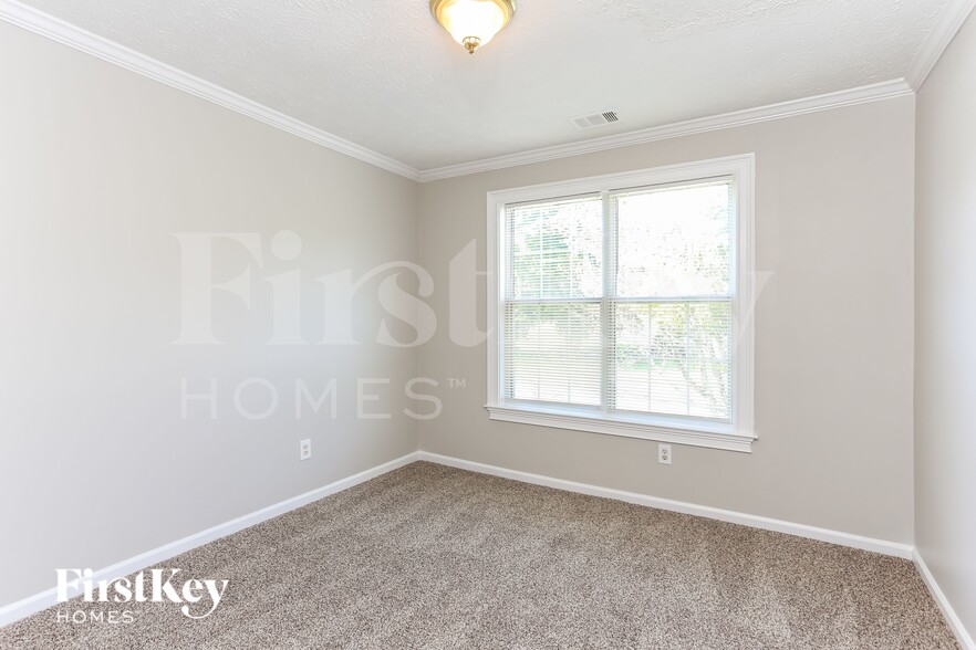 Building Photo - 1270 Summit Point Ln