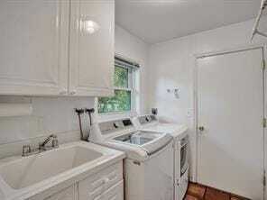 Building Photo - 8177 NW 53rd Ct