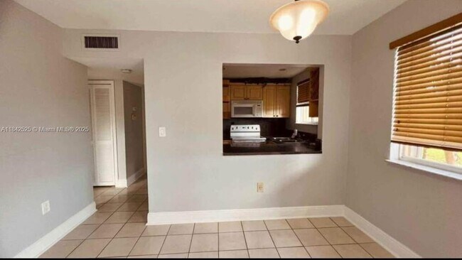 Building Photo - 6221 SW 131st Ct