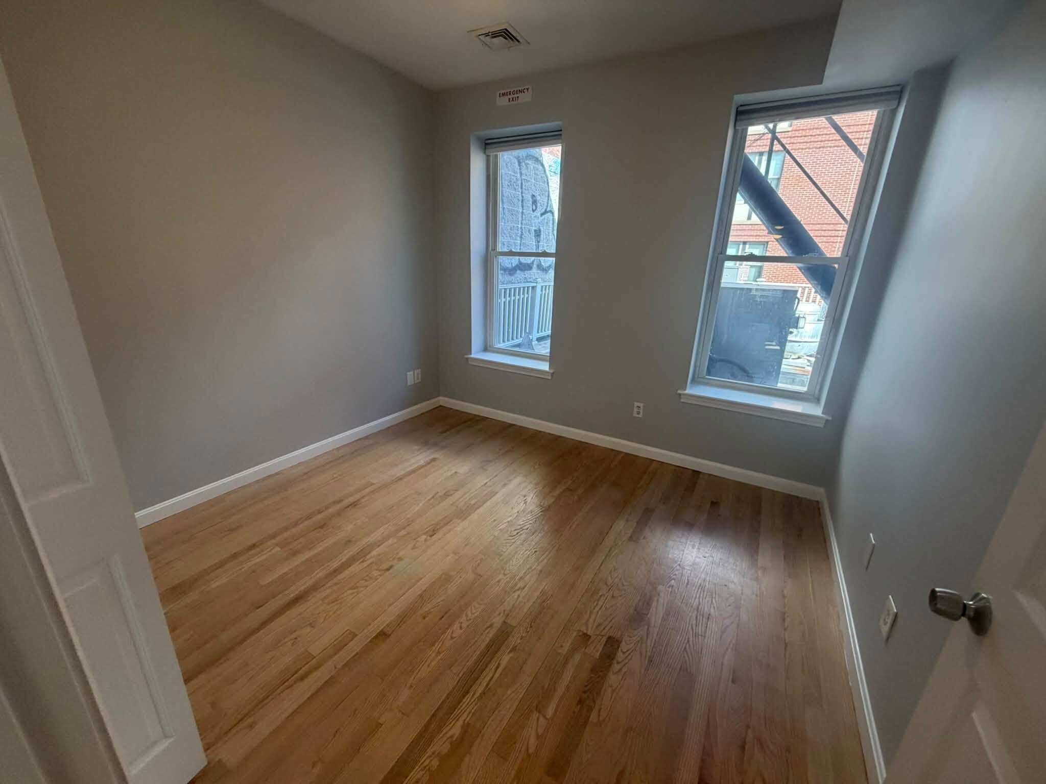 Building Photo - 1429 Tremont St