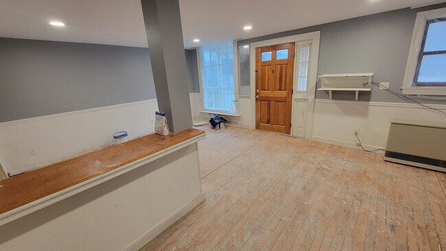 Building Photo - 1322 New Hampshire Rte 175