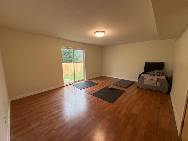 Building Photo - 17427 73rd Dr NE