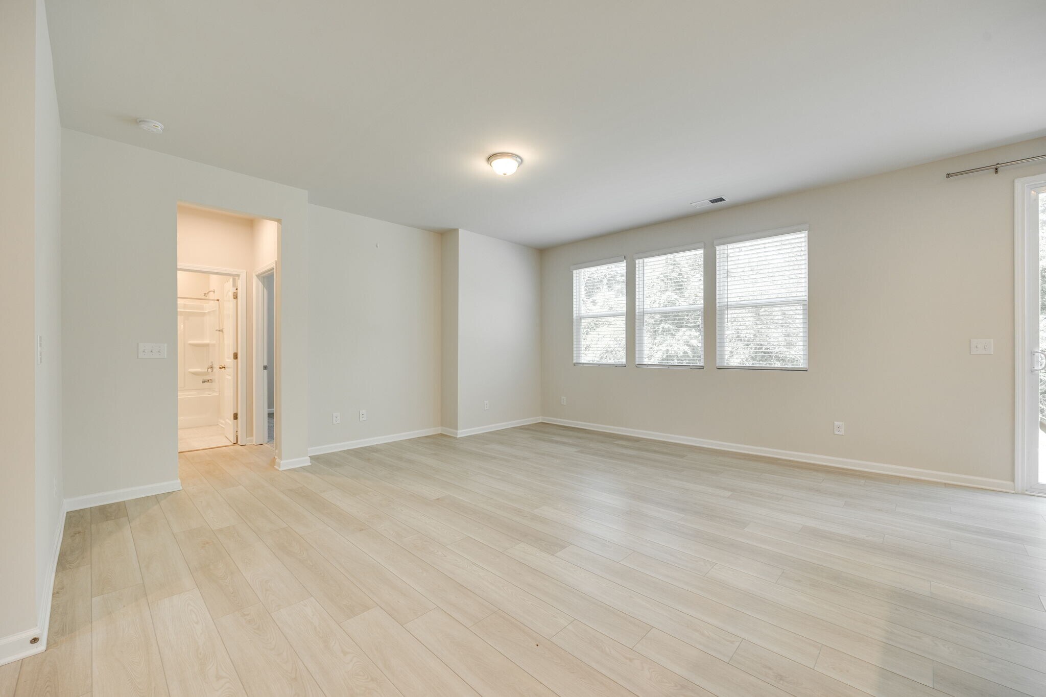 Building Photo - 4205 Matindale Way
