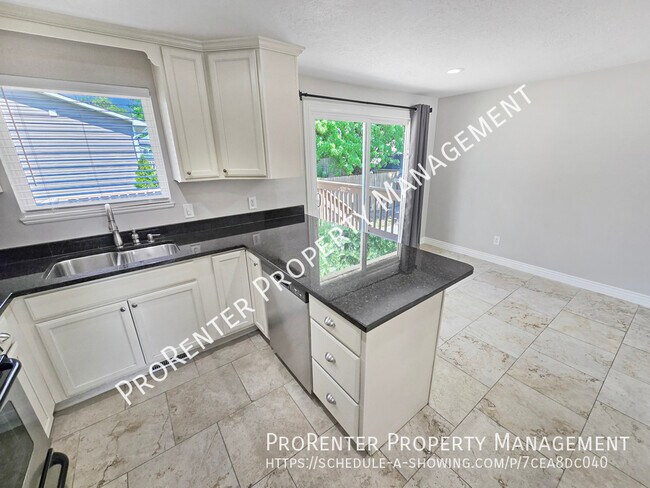 Building Photo - 1722 N 670 W