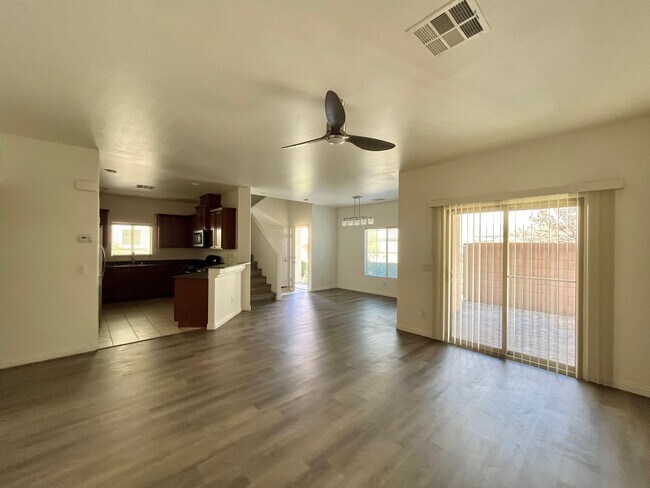 Building Photo - 9493 Alma Ridge Ave