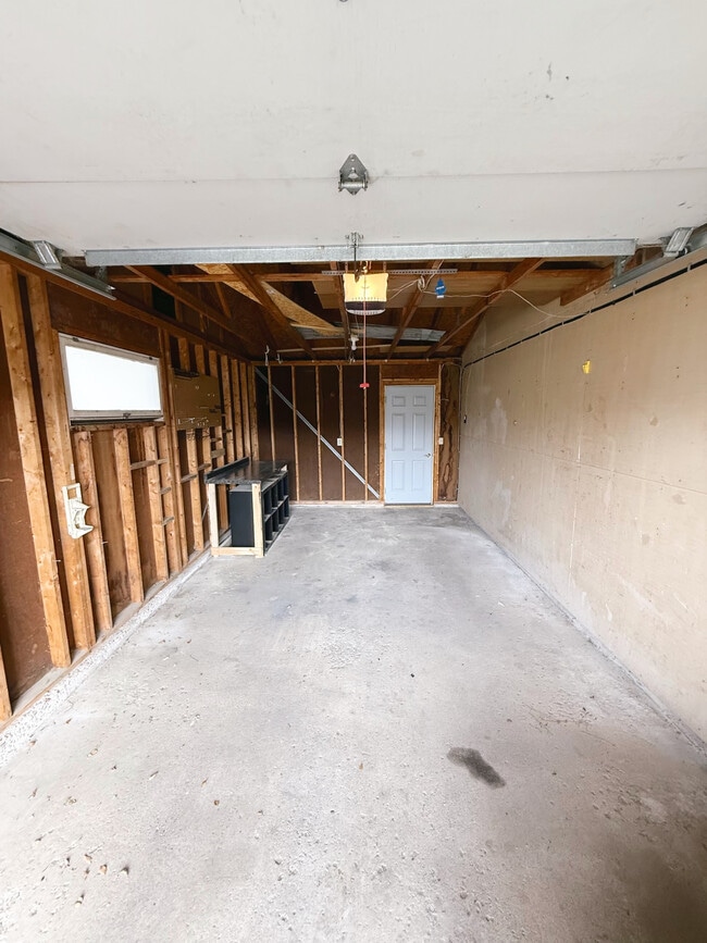Building Photo - 3411 Miller St
