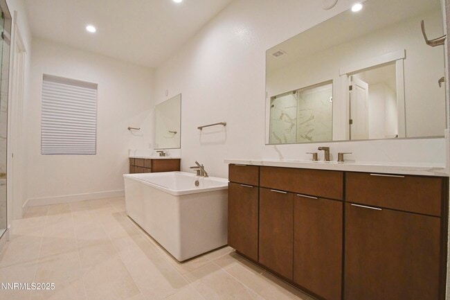 Building Photo - 7587 Calypso Dr