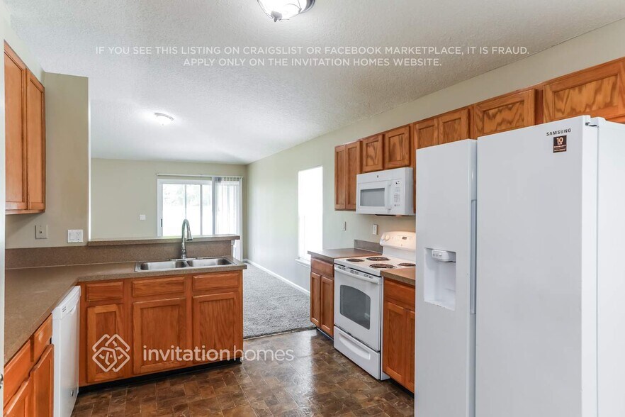 Building Photo - 3525 Live Oak Hollow Dr