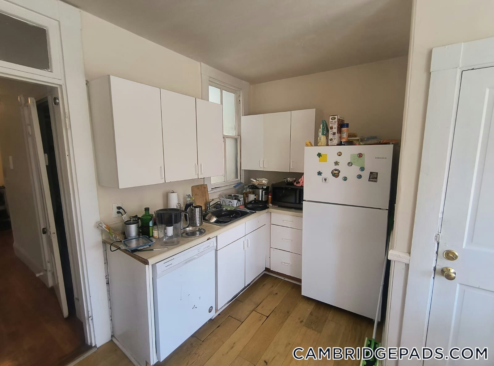 Building Photo - 1590 Cambridge St