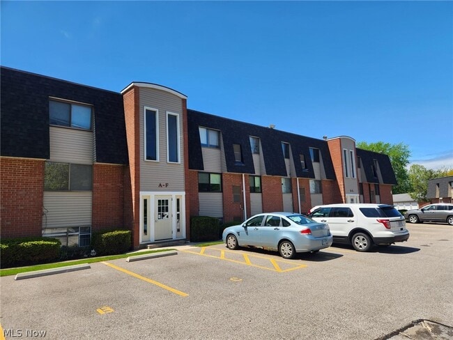 Building Photo - 216 Moore Rd