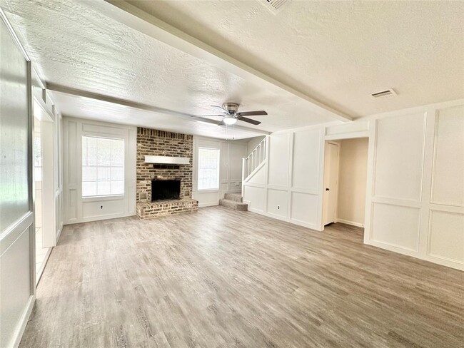 Building Photo - 43 W Torch Pine Cir
