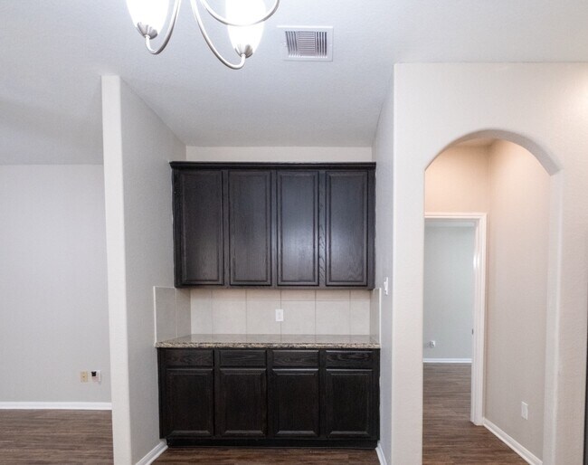 Building Photo - 17039 Amarose Dr