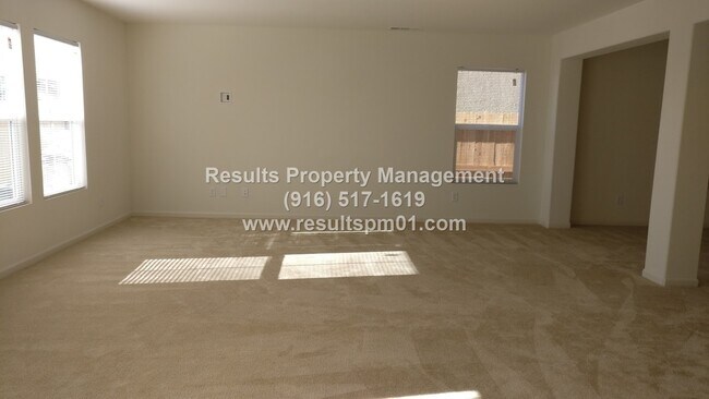 Building Photo - Lovely and Spacious 4 Bedroom Rocklin Home