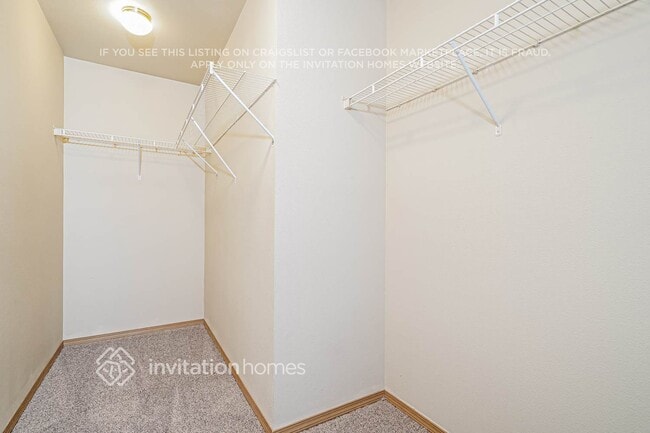 Building Photo - 14902 94th Ave Ct E